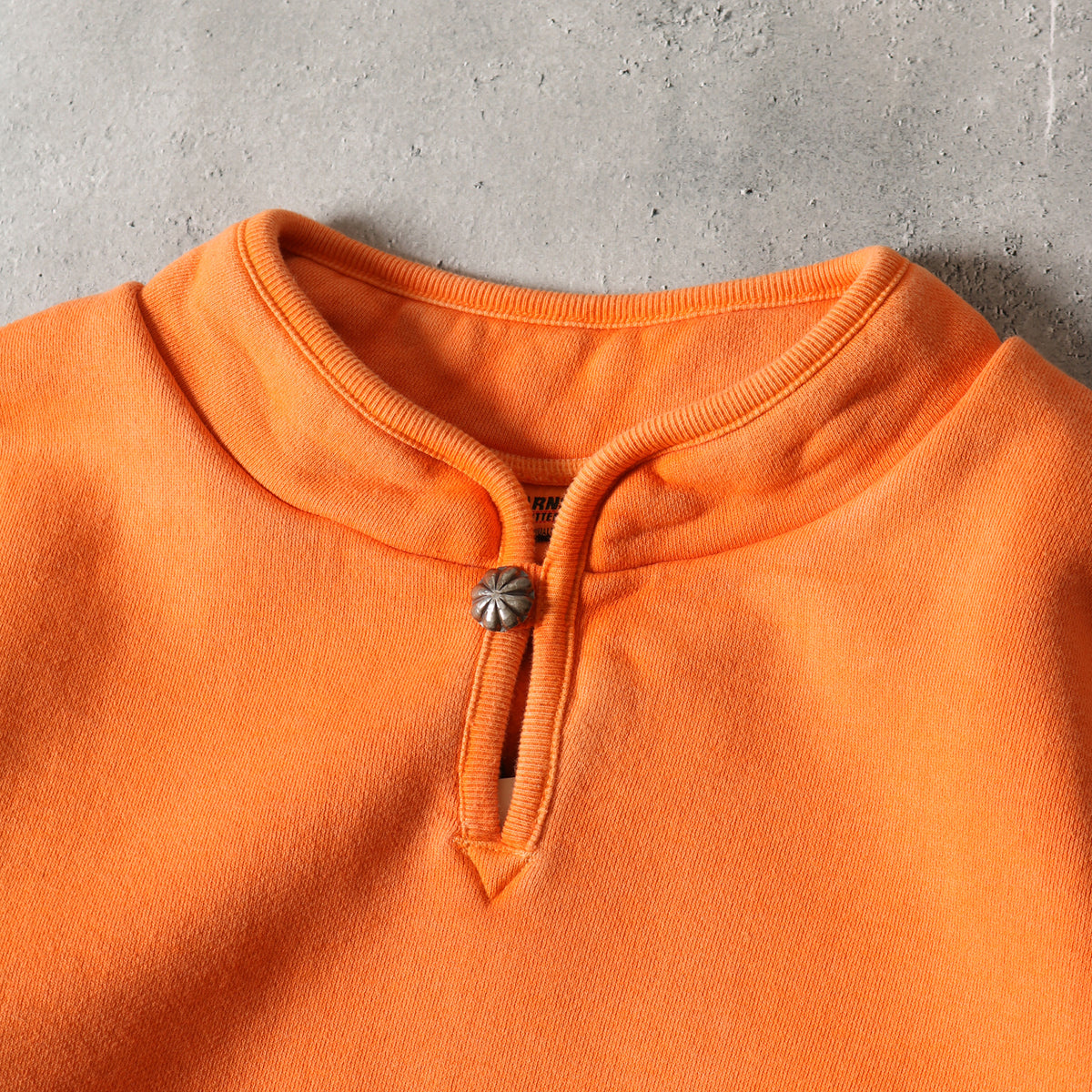 2023 A/W 新色】COZUN ピグメント コンチョスウェット【BUTTON WORKS 
