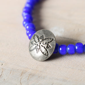 Button Works】White Hearts Bracelet【Blue Beads】BW-0192 – BARNS