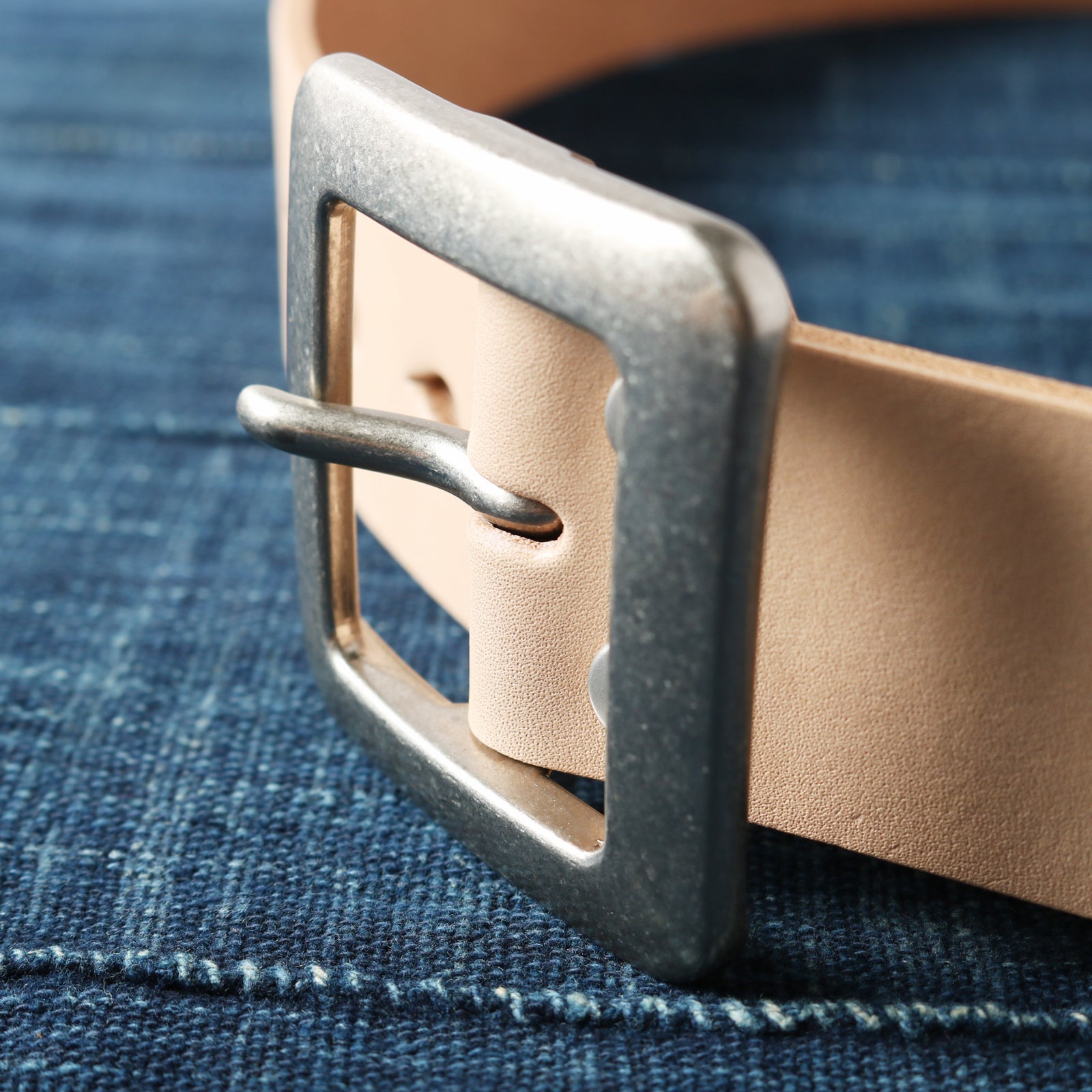 姫路レザー】Garrison Buckle 40mm Leather Belt【Natural Leather】LE