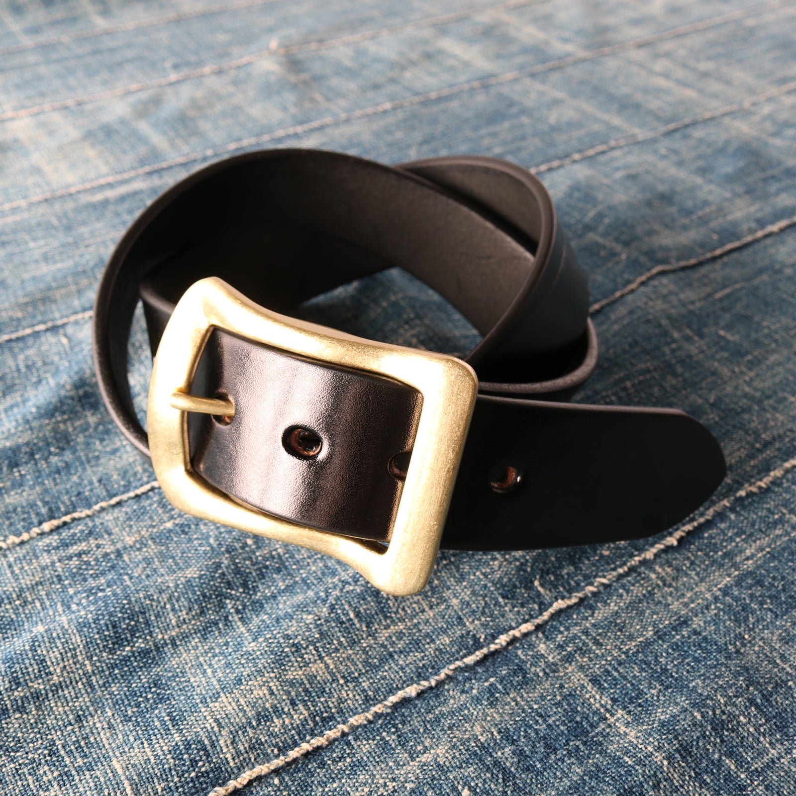 栃木レザー】Big Buckle 40mm Leather Belt 【Gold Color Buckle