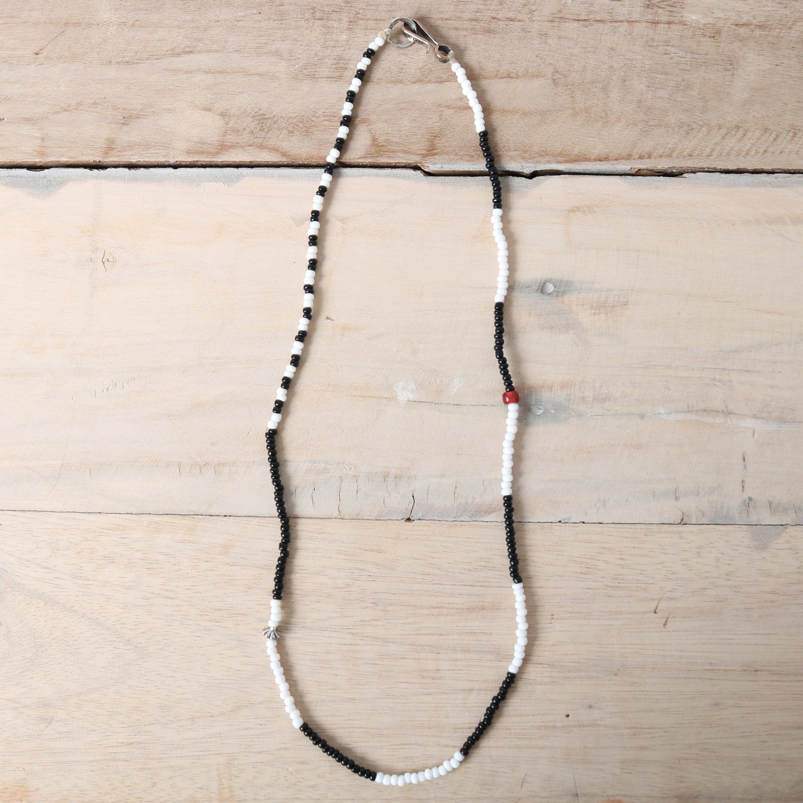 NORTH WORKS】Antique Beaded Necklace BR-8466 – BARNS OUTFITTERS