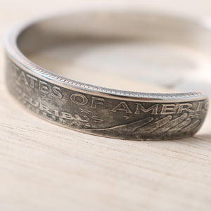 【本物古銭使用】日本古銭パッチワークバングル NORTH WORKS】Ike Dollar Coin Bangle BR-8467 – BARNS OUTFITTERS
