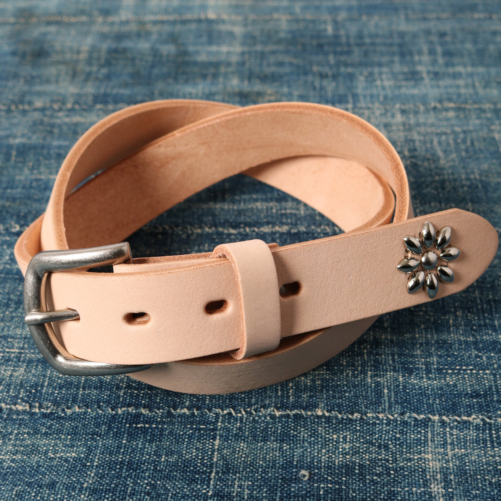 姫路レザー】30mm Leather Studs Belt【Natural Leather】LE-4348 姫路レザー】30mm Leather Studs Belt【Natural Leather】LE-4348