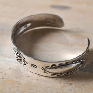 
                  
                    画像をギャラリービューアにロードします【NORTH WORKS】Sunrays Bangle BR-8003W
                  
                