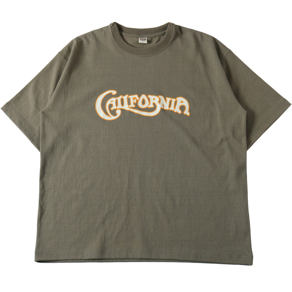 
                  
                    画像をギャラリービューアにロードします10/- Heavyweight Crossover Neck S/S Print T-shirt【CALIFORNIA】BR-25217
                  
                