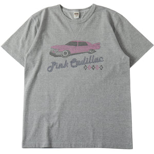 
                  
                    画像をギャラリービューアにロードします“STANDARD” 14/- COZUN 両Vガゼット クルーネック プリント Tシャツ【Pink Cadillac DINER】BR-25238
                  
                