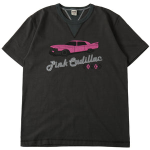 
                  
                    画像をギャラリービューアにロードします“STANDARD” 14/- COZUN 両Vガゼット クルーネック プリント Tシャツ【Pink Cadillac DINER】BR-25238
                  
                