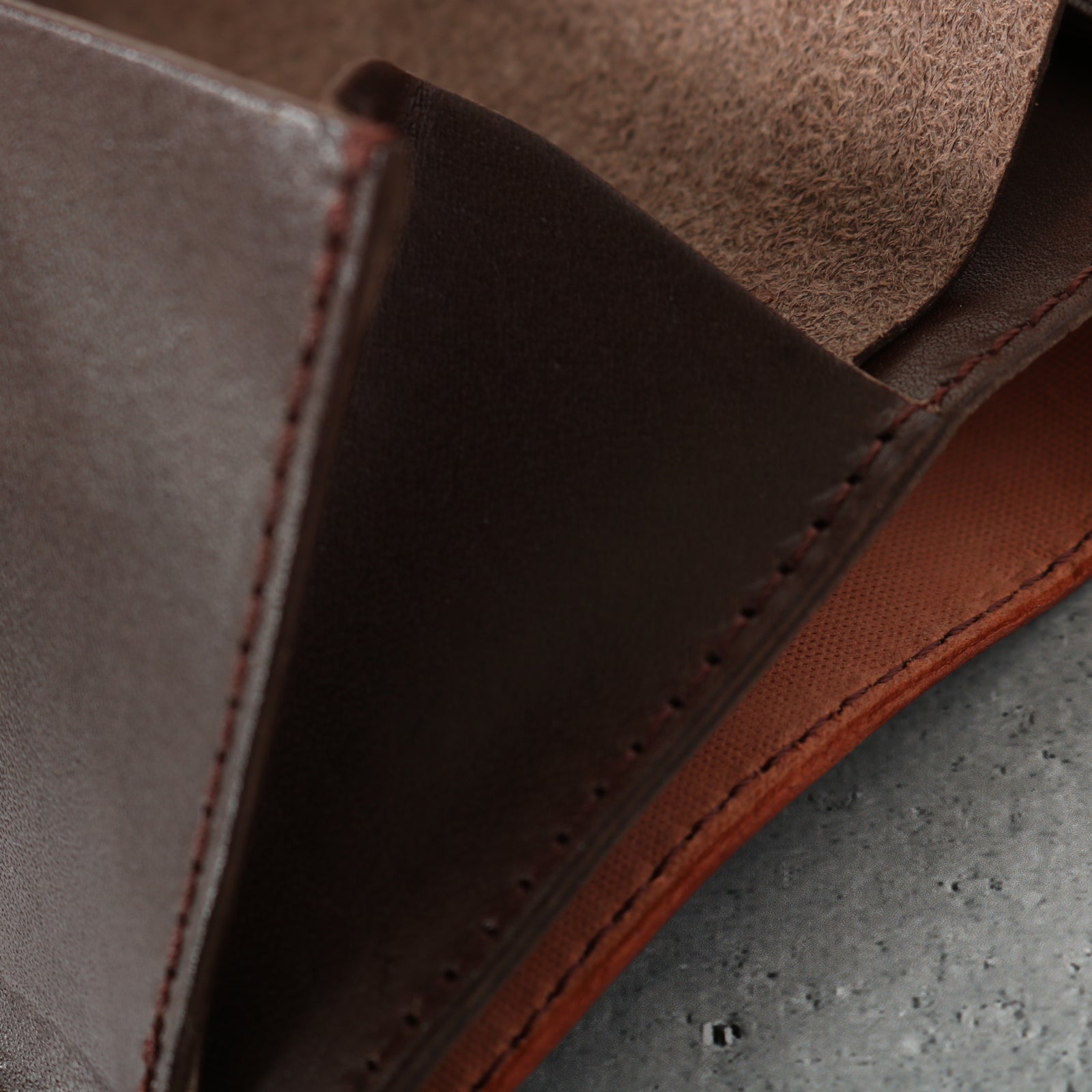 Cordovan × 栃木レザー】Tri-Fold Wallet LE-4333 – BARNS OUTFITTERS