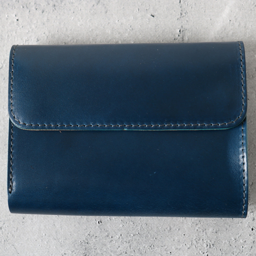 
                  
                    画像をギャラリービューアにロードします【Cordovan × 栃木レザー】Tri-Fold Wallet LE-4333
                  
                