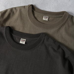 
                  
                    画像をギャラリービューアにロードします10/- Heavyweight Crossover Neck S/S T-shirt【Solid Color】BR-25216
                  
                