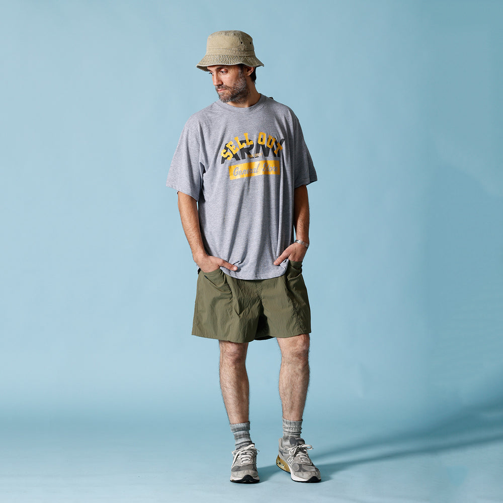 
                  
                    画像をギャラリービューアにロードしますARMY REMAKE  Tシャツ【SELL OUT GENERALSTORE】
                  
                